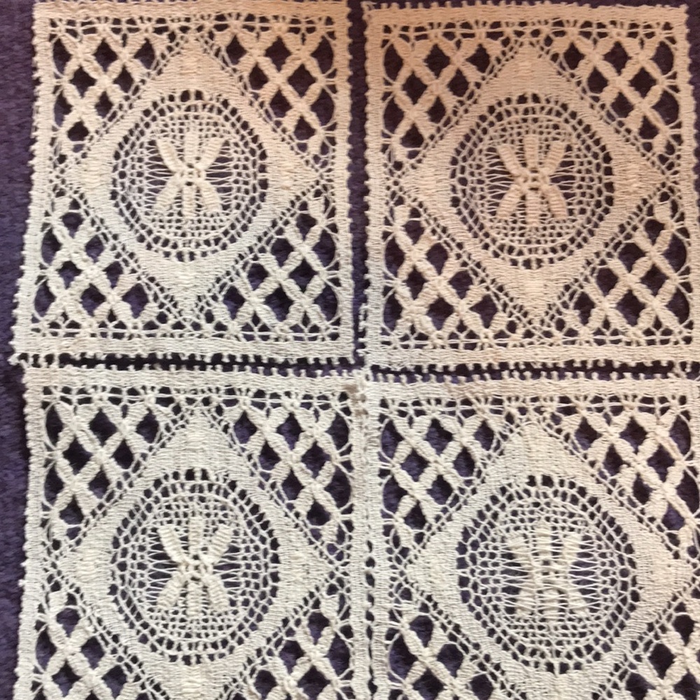 Vtg  Genuine set of 8 Nottingham Leavers Lace Coaster. 100% Cotton. Beautiful!